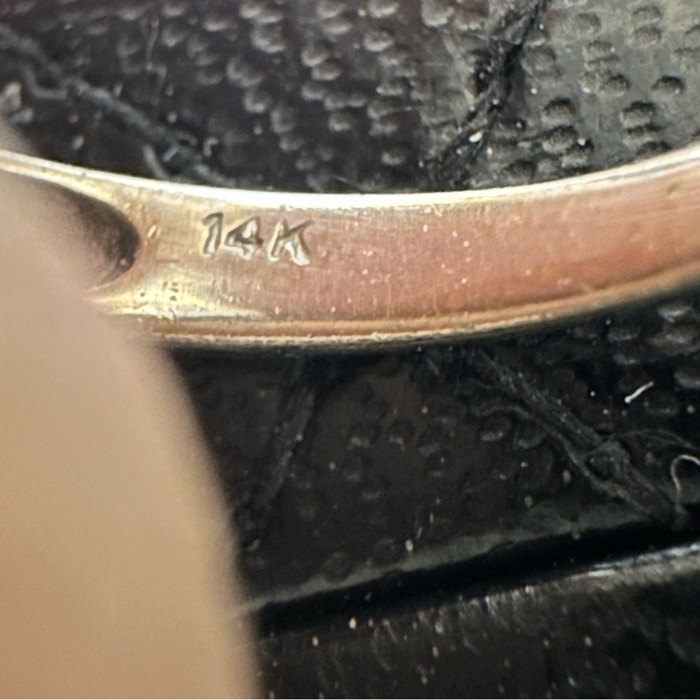 Kay’s Diamond and White Gold Wedding Band